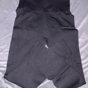 Butt-Lift black leggings